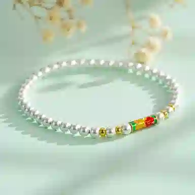 999