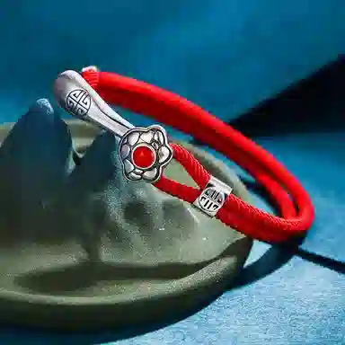 990
