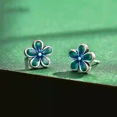 990