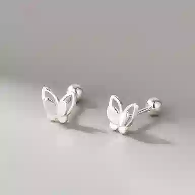 999