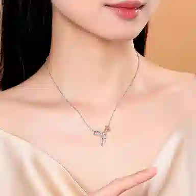S925
