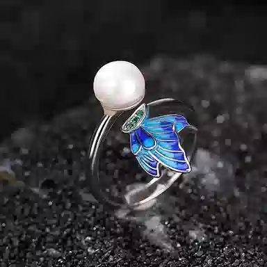 S925