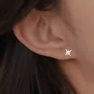 999