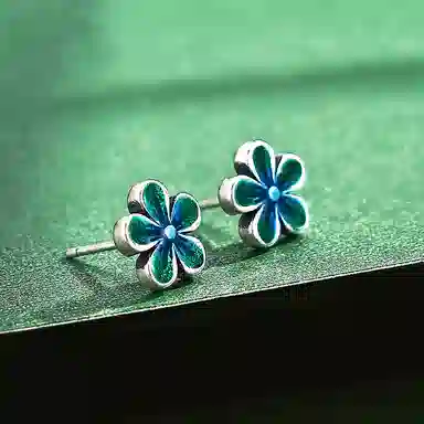 990