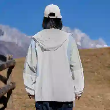 黑恐龙 户外运动出行百搭宽松简约舒适柔软透气防晒服 男女同款