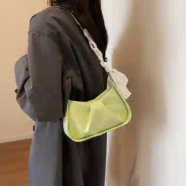 FCTOSSR Chain Shoulder Bag