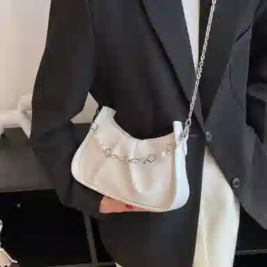 FCTOSSR Chain Shoulder Bag