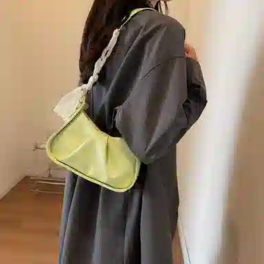 FCTOSSR Chain Shoulder Bag