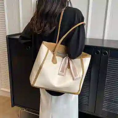 FCTOSSR Tote PU