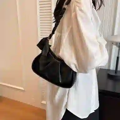 FCTOSSR Chain Shoulder Bag