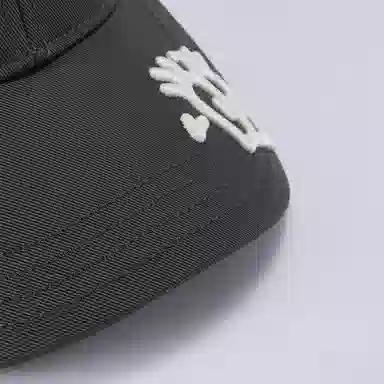 FILA FUSIONxMR.DOODLE