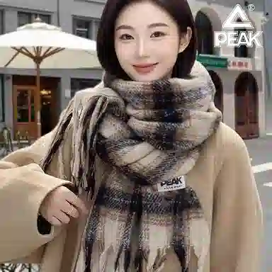 匹克 秋冬高颜值千鸟格流苏亲肤软糯英伦风加厚保暖 聚酯纤维 绒线围巾 男女同款情侣款