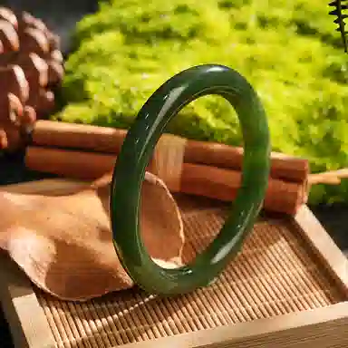 佐卡伊 乌兰海大气典雅 和田玉 手镯 女款 碧玉