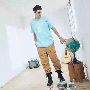 STAYREALTLOGOT