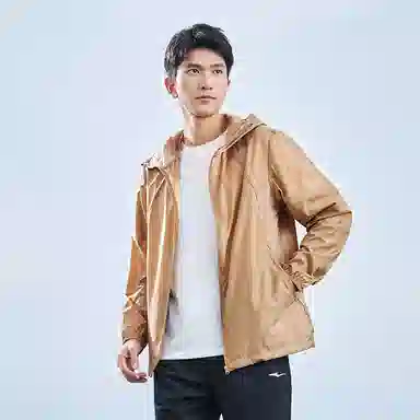 鸿星尔克 纯色防晒印花夹克外套 男款 陶土棕