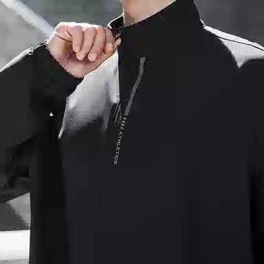 鸿星尔克 综训系列 防泼水风壳轻量纯色简约宽松休闲运动通勤外套夹克 男款 正黑