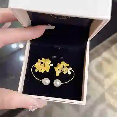 双生恋 金桂飘香 耳钩式 金色桂花寓意贵气十足小众设计感百搭时尚精致日常通勤约会耳饰轻奢高级感 铜 耳环 女款