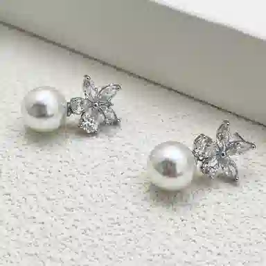 双生恋 栀子花开 花朵小众设计感百搭时尚精致日常通勤约会轻奢高级感 铜合金 耳环 女款