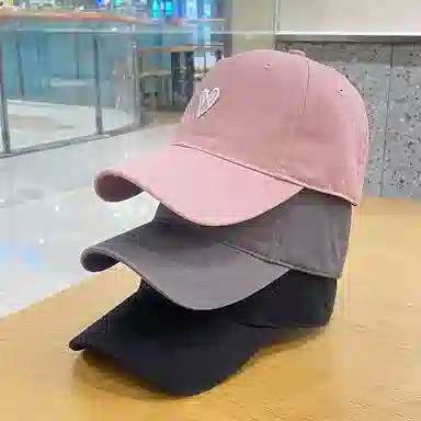 浪莎 立体爱心刺绣贴片百搭 棉 鸭舌帽 男女同款情侣款