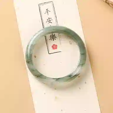 【圣诞新年专属】 宝致 青山黛翠玉贵妃镯平安美人镯汉服旗袍古色古香 新中式国潮古风清冷优雅高级感温婉气质好运 天山翠 手镯 女款