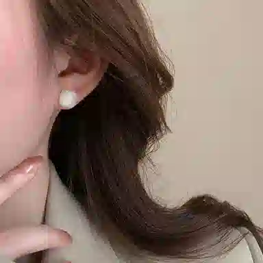 S925