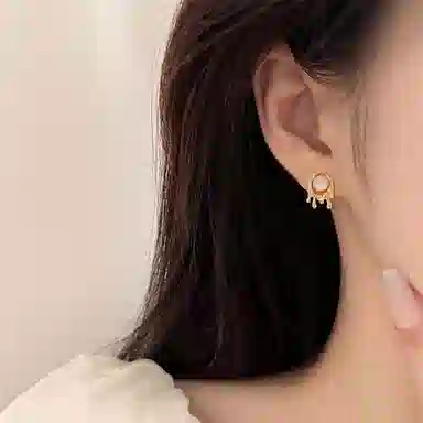 S925