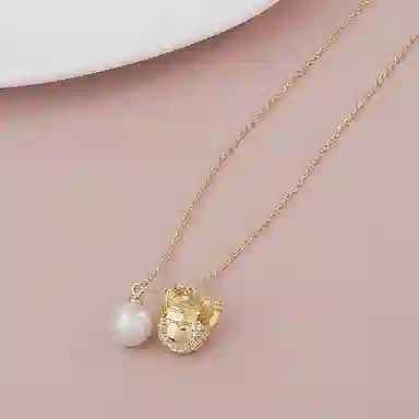 品彩 近圆珠 招财猫 诸事顺利 平安招财 幸运财运 淡水珍珠 项链 女款