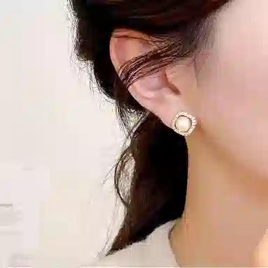 S925