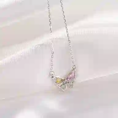 925