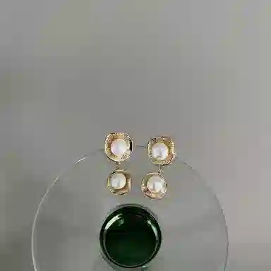 S925