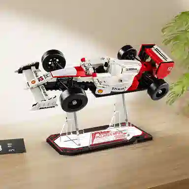 LIGHT YOUR BRICKS 10330MP44F1