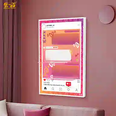 LIGHT YOUR BRICKS MEGA SPACE MOLLY 100 emoji