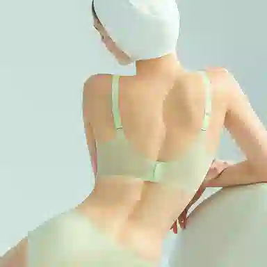 素肌良品 天使之翼无感舒适软支撑文胸