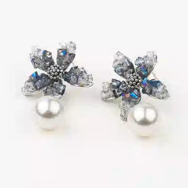 卡铂雅 潮流小众高级感小众设计感轻奢港风 合金 耳环 女款