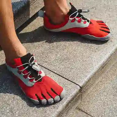 Vibram FiveFingers Grey Red