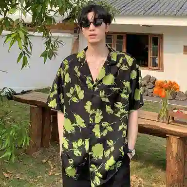 寻星记 美式复古花卉满印冰丝垂感慵懒度假风痞帅宽松百搭夏季短袖衬衣衬衫 男女同款