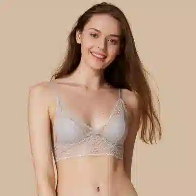 弗利少女 秋实系列 法式蕾丝内衣女胸垫款无钢圈三角杯文胸