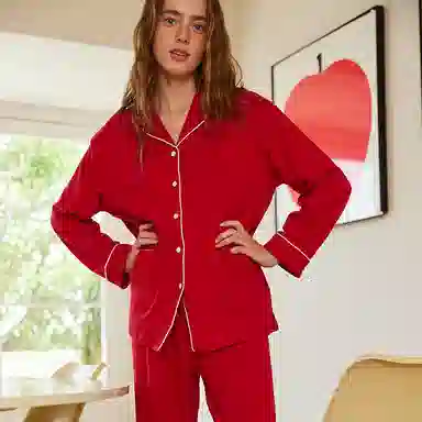 100