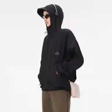 PELLIOT Mountain Series Lightweight Sunscreen Jacket