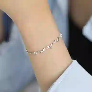 S925