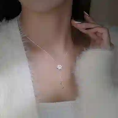 S925