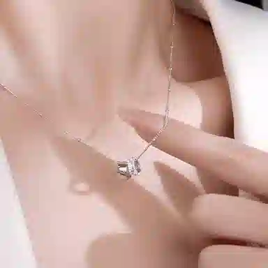 S925