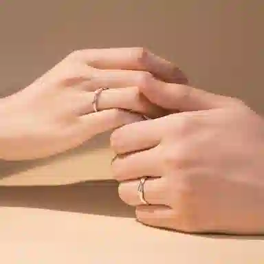 心草 莫比乌斯环 光面素圈 浪漫精致小众对戒 合金 戒指 男女同款情侣款  恋爱频率爱意交织开口可调节