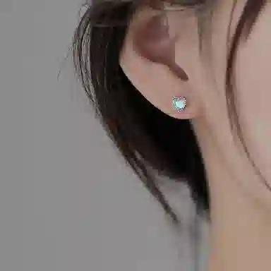 S925