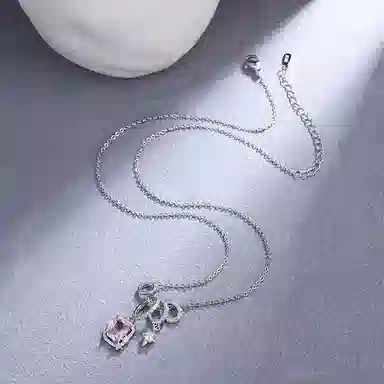 S925