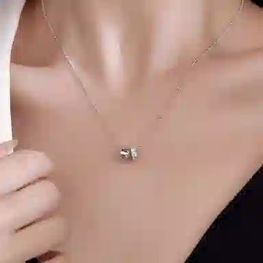 S925
