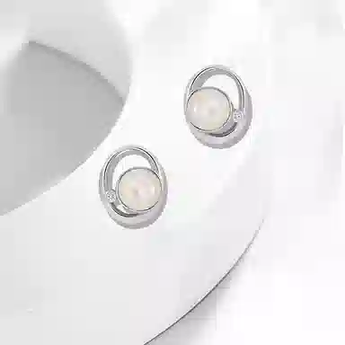 S925