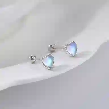S925