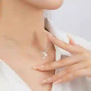 S925