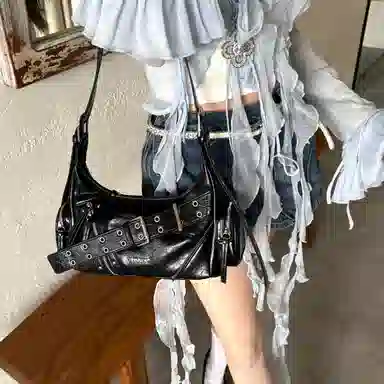 CULTIVATOR Retro Shoulder Bag